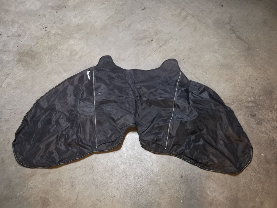 Vendo Capa pernas Original vespa