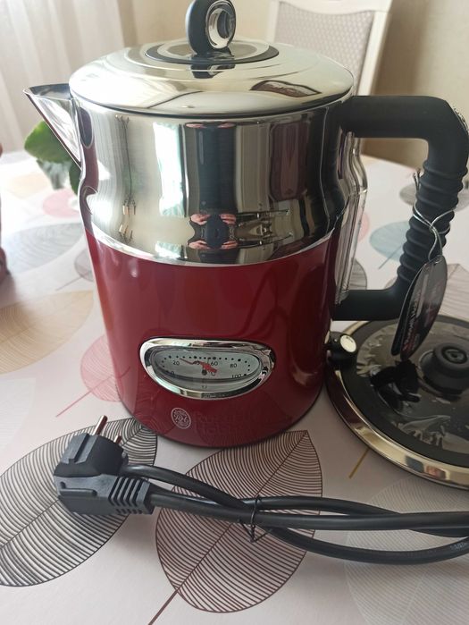 Електрочайник RUSSELL HOBBS 21670-70