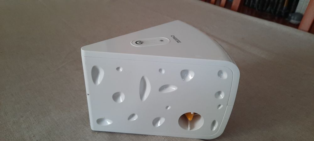 Cheese - brinquedo gato