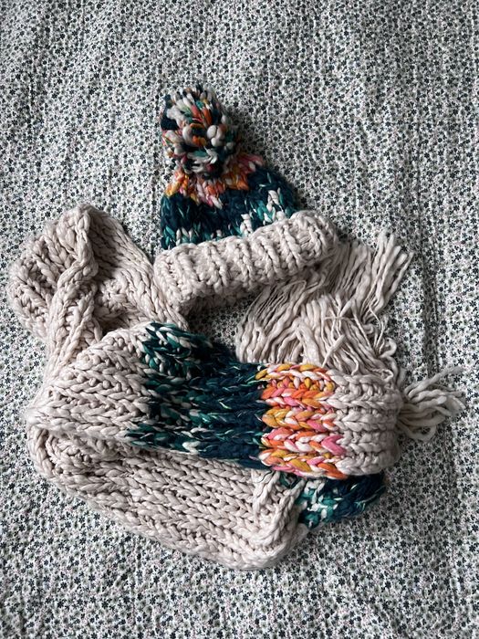 Жіноча тепла шапка і шарф Zara m розмір