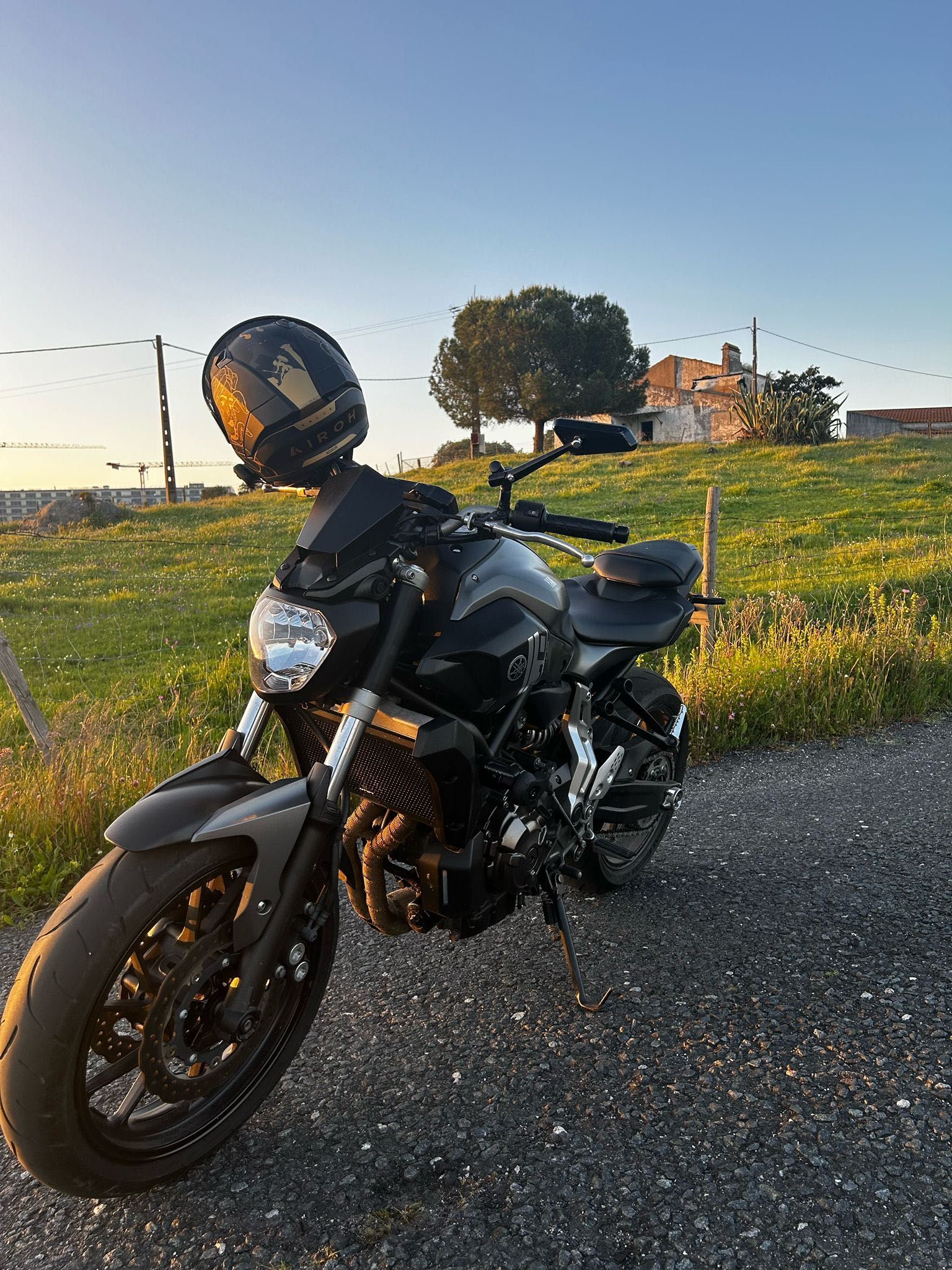 Yamaha MT-07 com Escape Akrapovič