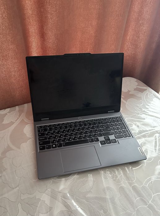 Ноутбук Lenovo LOQ 15IRX9 (RTX 4060)