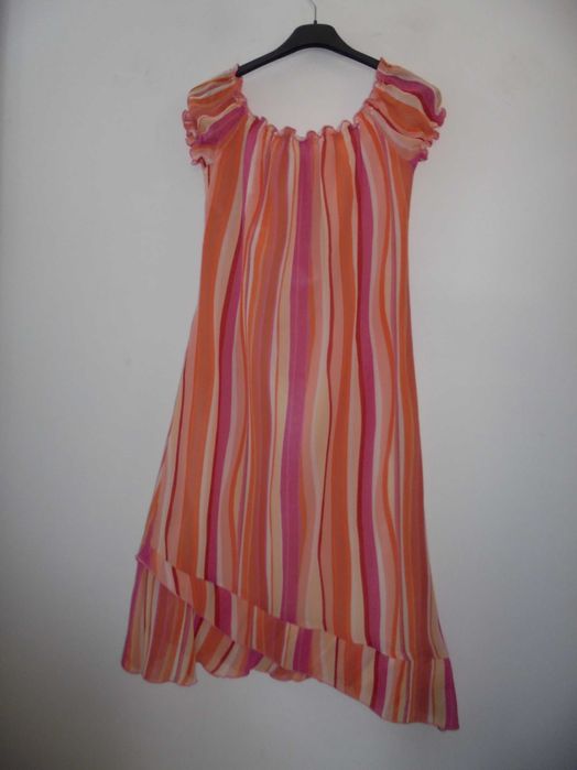 vestido de senhora as riscas