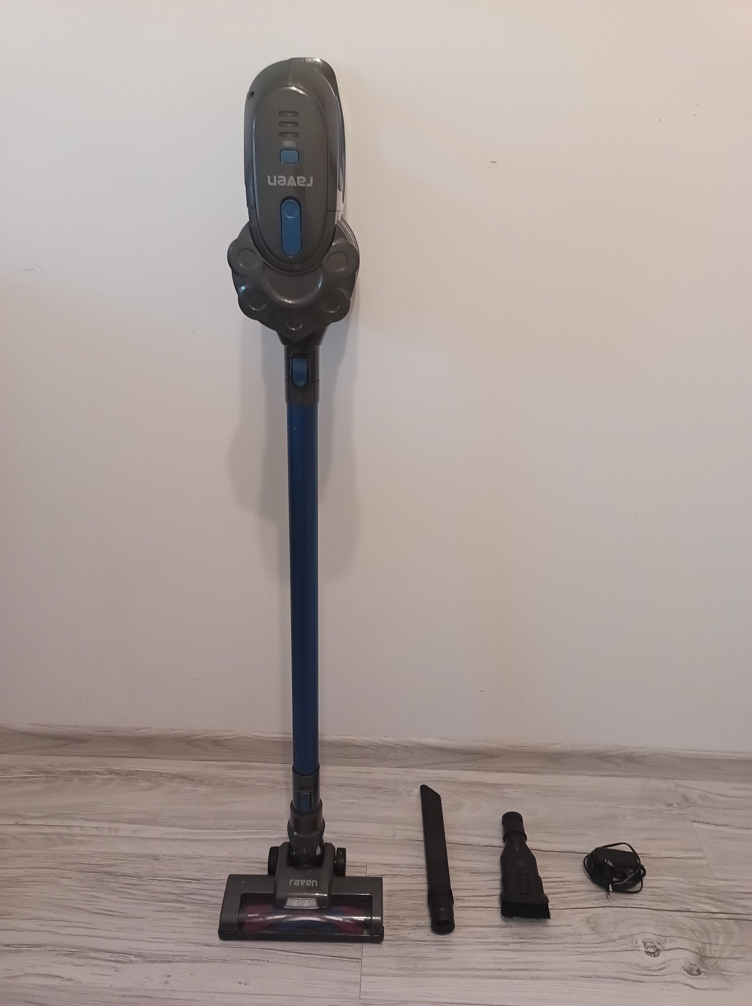 Odkurzacz Raven EOR001X