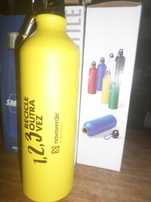 Garrafa reutilizável  amarela 1LT / nova