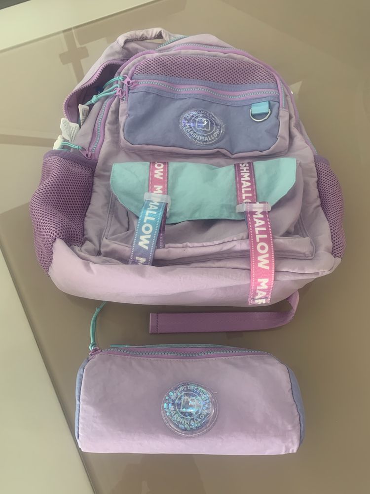 Vendo mochila MARSHMALLOW