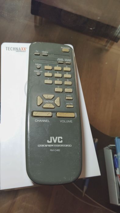 Pilot telewizyjny stary JVC