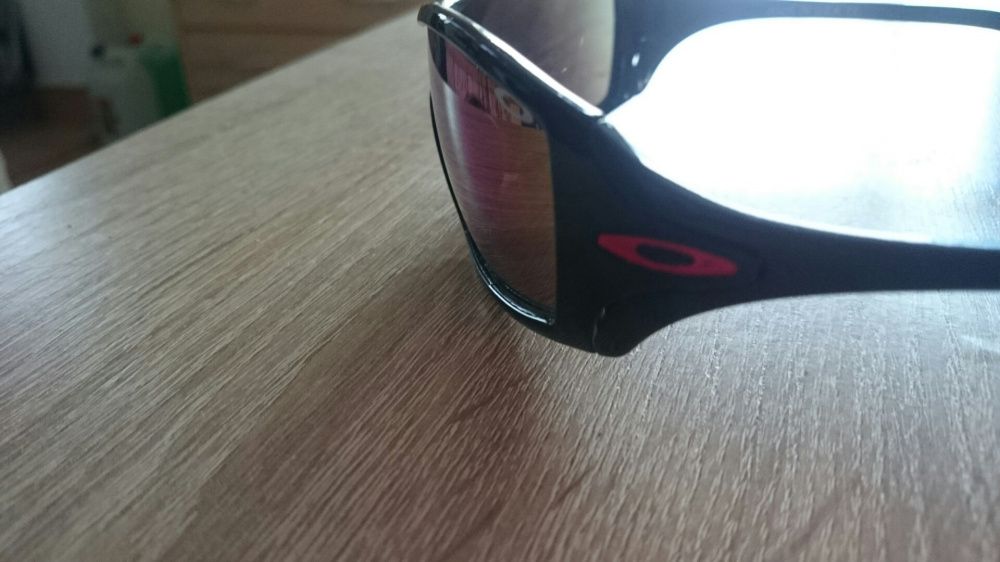 Okazja! Okulary przeciwsłoneczne Oakley idealne na narty!