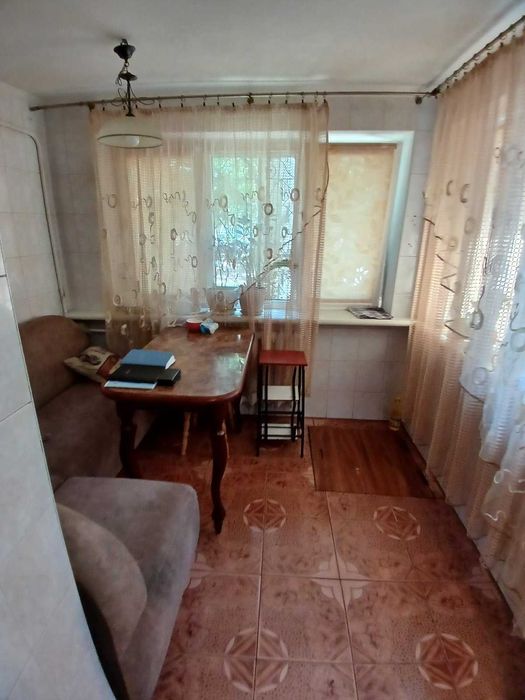 Продам 3 кімнатну квартиру в Центральному районі