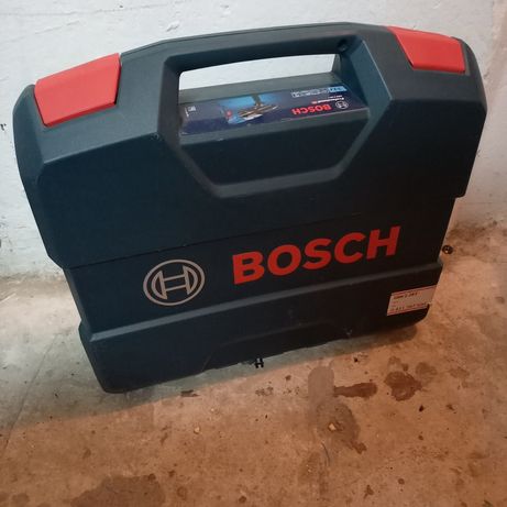 Skrzynka walizka na wiertarkę Bosch