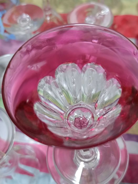 Conjunto de 28 Copos de Mesa vintage antigos