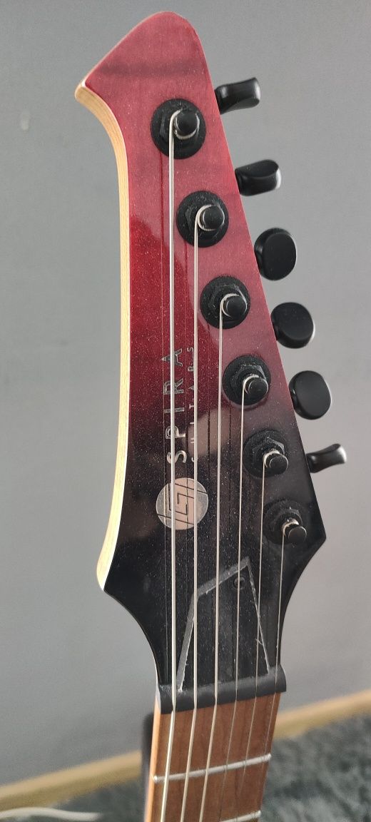 Gitara Spira S-450 TRD+stojak na gitarę +kabel
