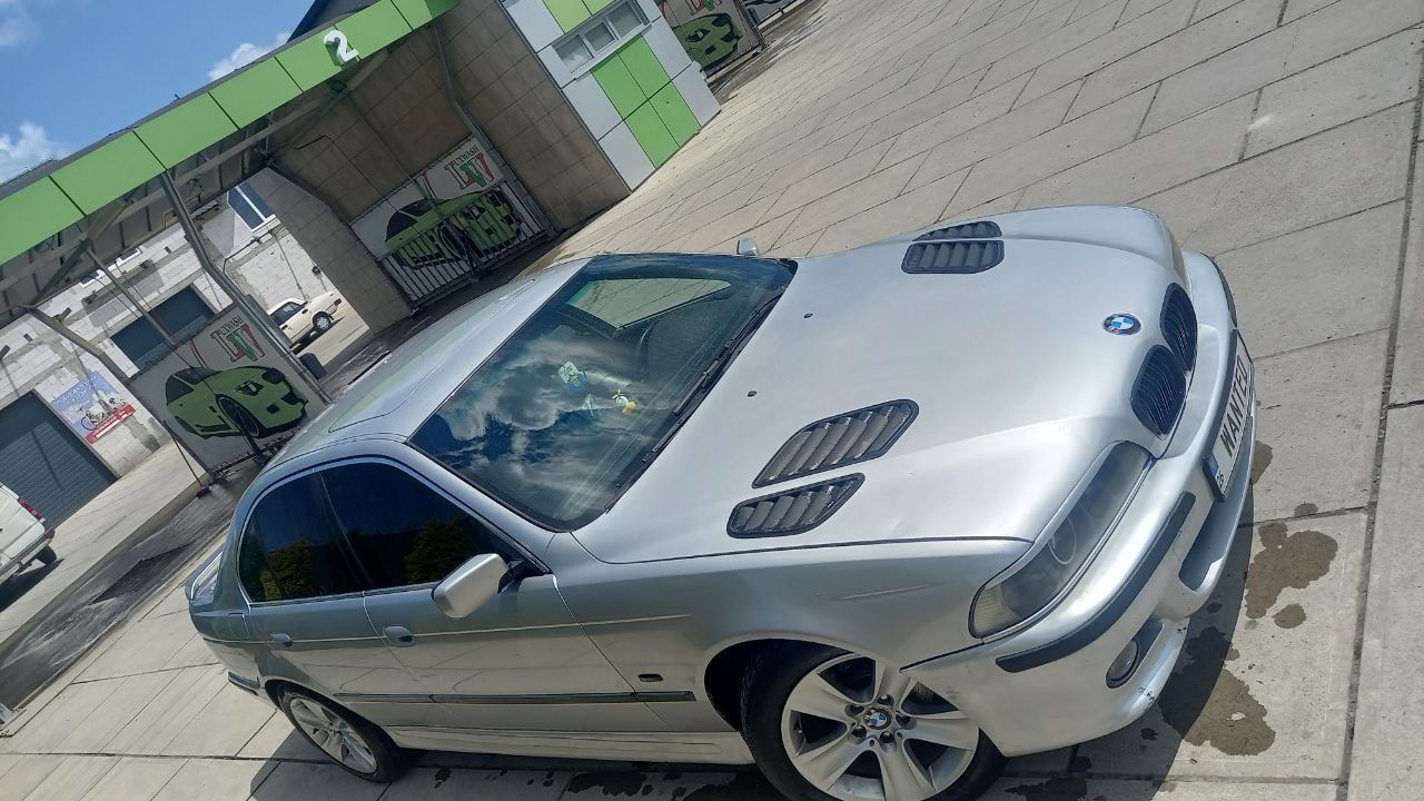Продам Бмв Е39..