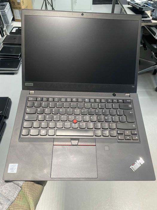 Потужний Lenovo ThinkPad T14 Gen1 (Core i7-10610U\32Gb-DDR4\512Gb-SSD)