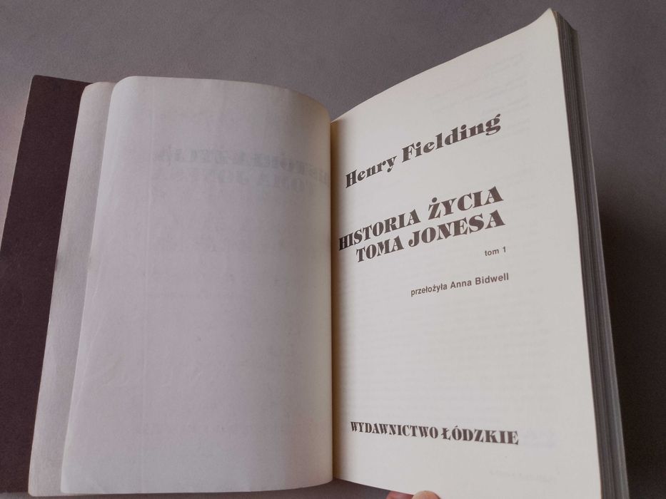 H. Fielding "Historia życia Toma Jonesa" t. 1, 2