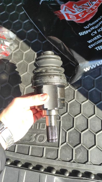 Продам шрус внутрішній правий Hyundai i30