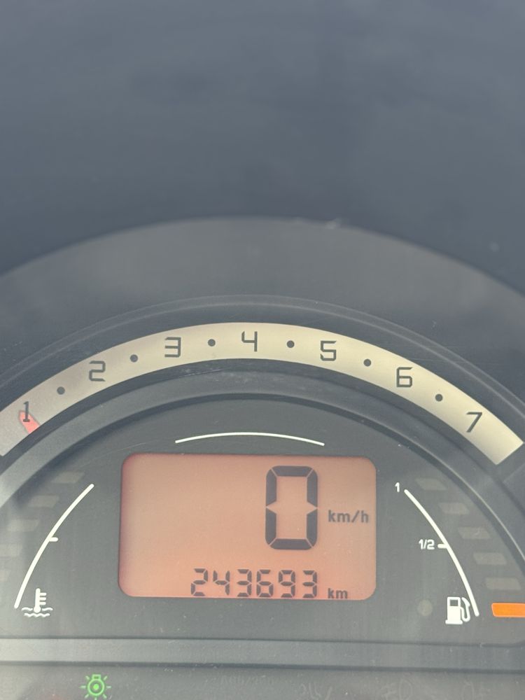 Citroen C2 1.4 benzyna