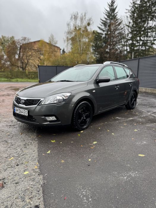 Продам Kia ceed 2011 рік