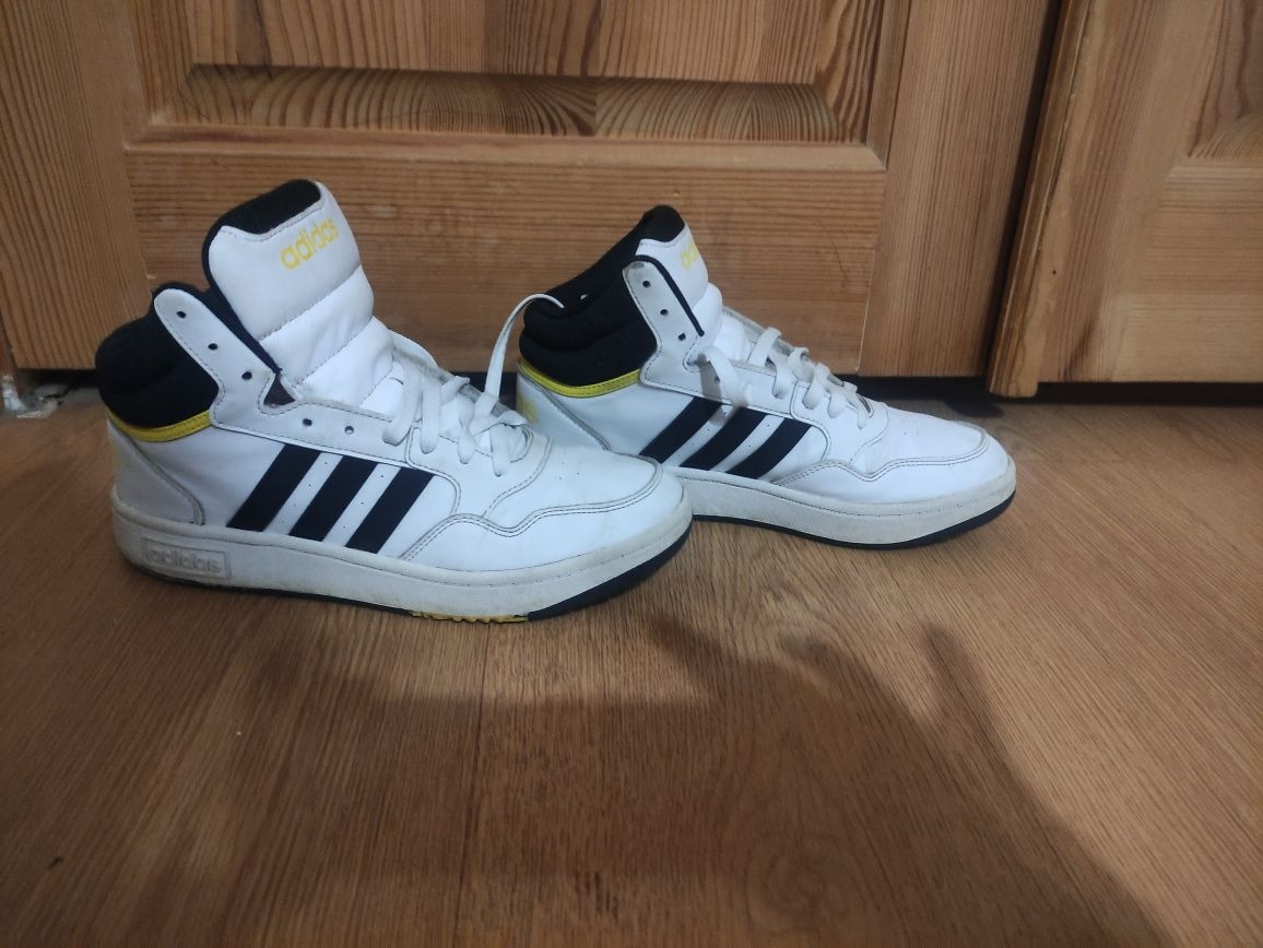 Кросівки Аdidas 39.5