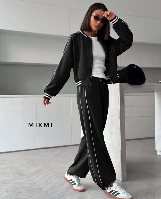 Женский костюм жіночий костюм