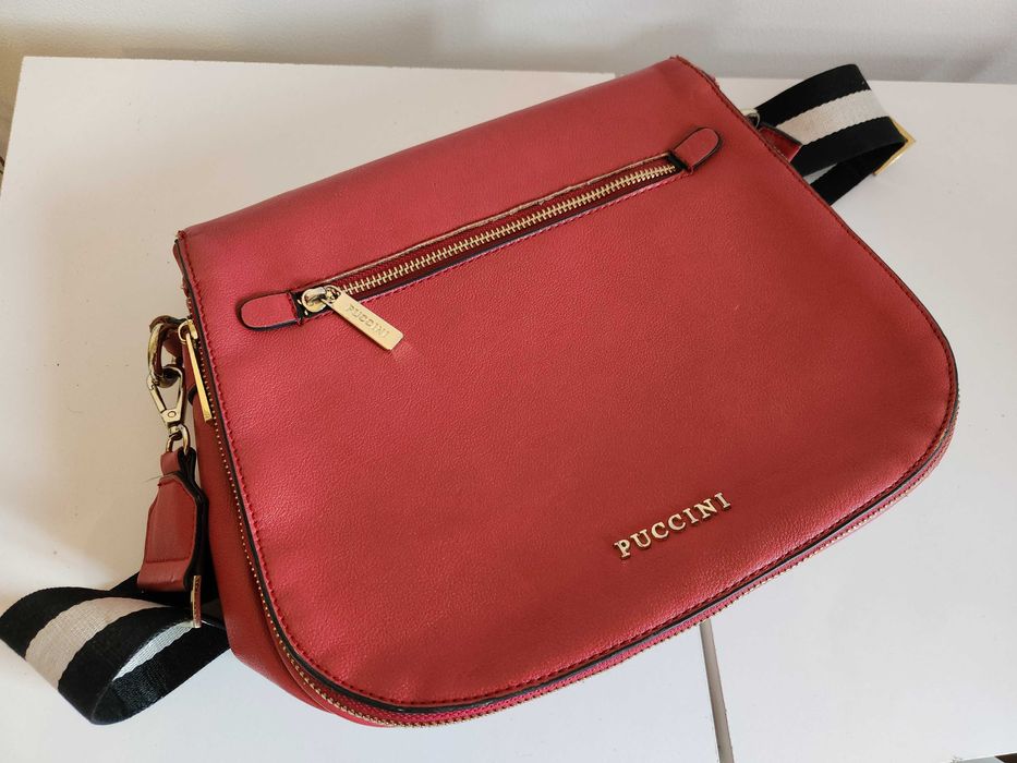 Torebka damska na ramie PUCCINI czerwony mat czerwona 30x25cm