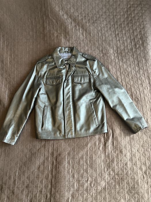 Куртка шкіряна.