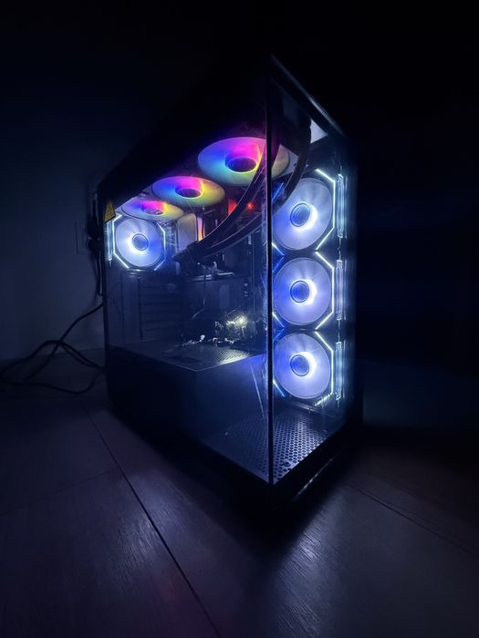 Komputer gamingowy – Ryzen 7 7800x3d / Rtx 5070 / 32GB DDR5