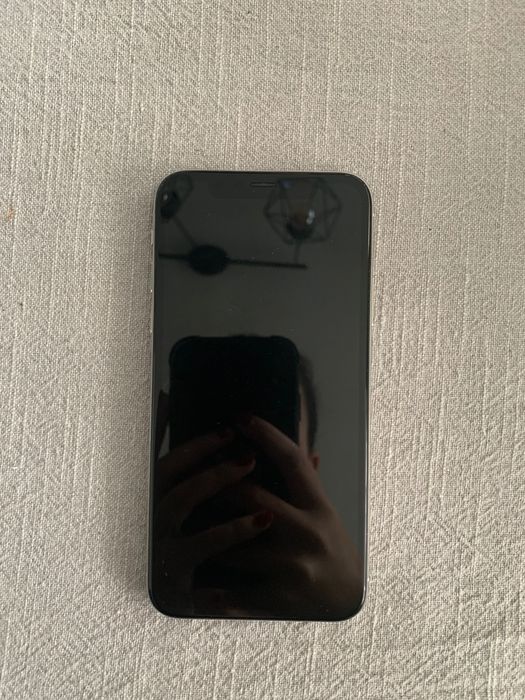 iPhone X - 64 GB - muito bom estado