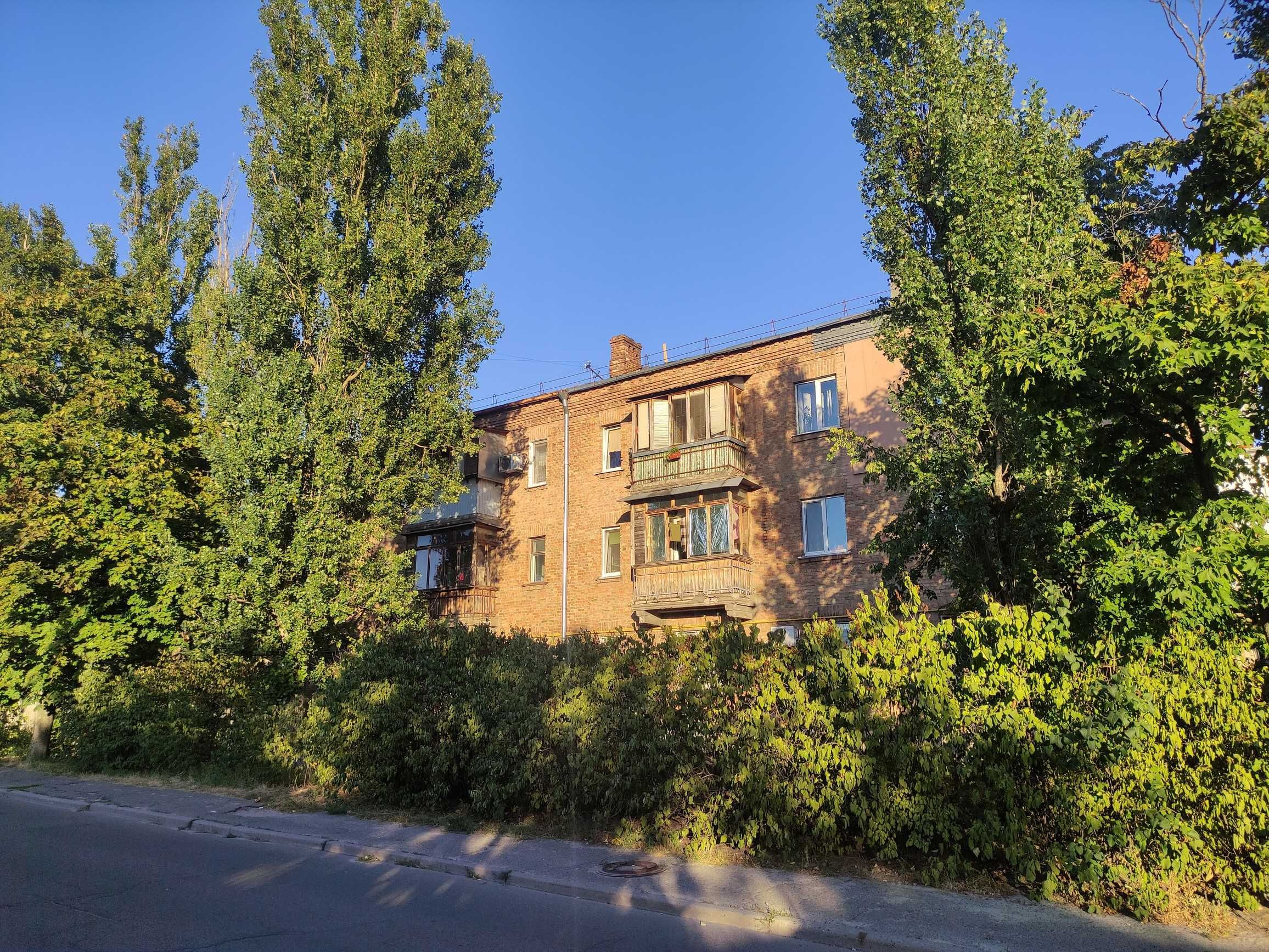 Виноградар, Вітряні гори,(½ частини  2-х кімнатної квартири)