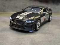 Nowy model samochodu Ford Mustang GT500 w skali 1:32, światła LED i dź