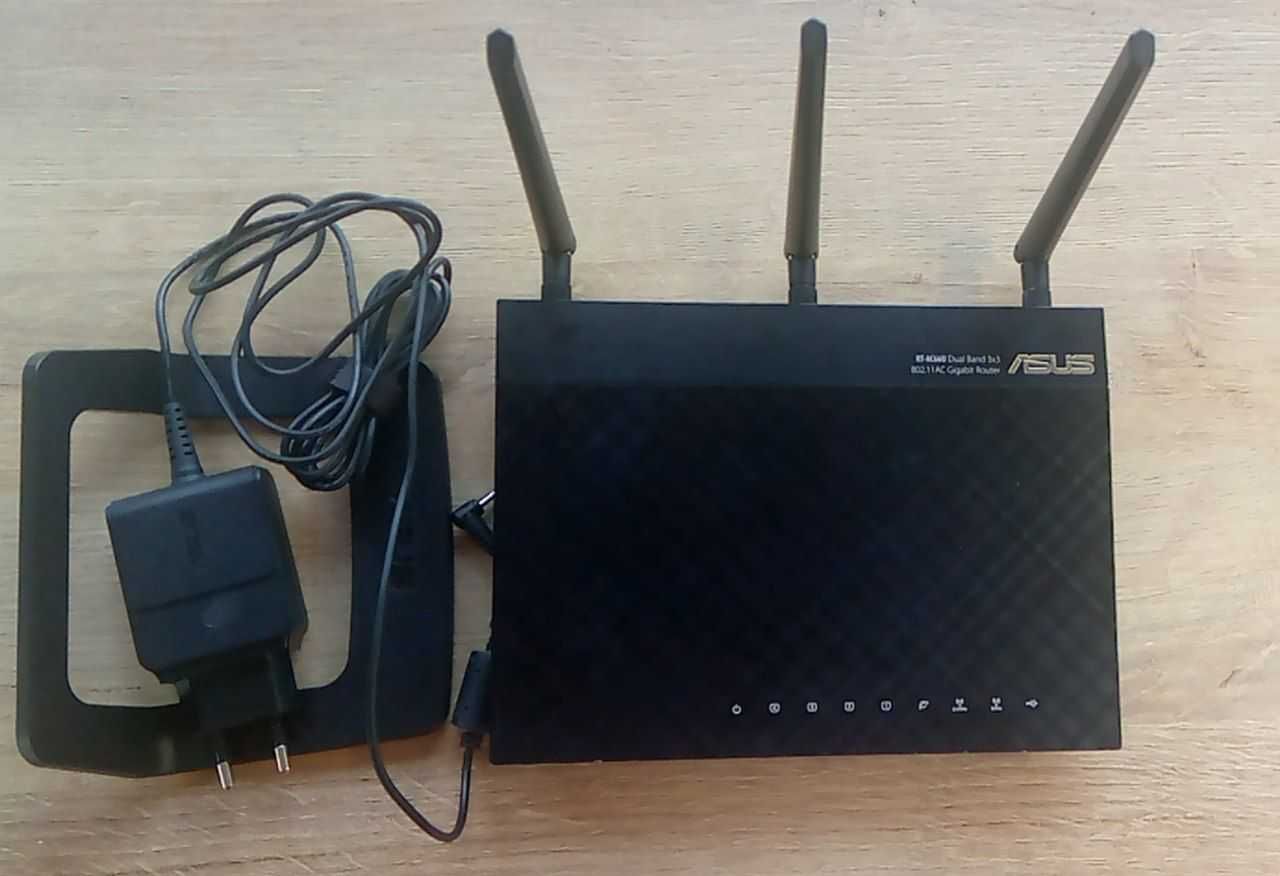 Роутер Asus RT-AC66U Dual-Band WI-FI AC1750 Gigabit Router