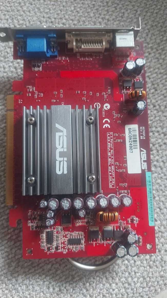 Karta grafiki ASUS