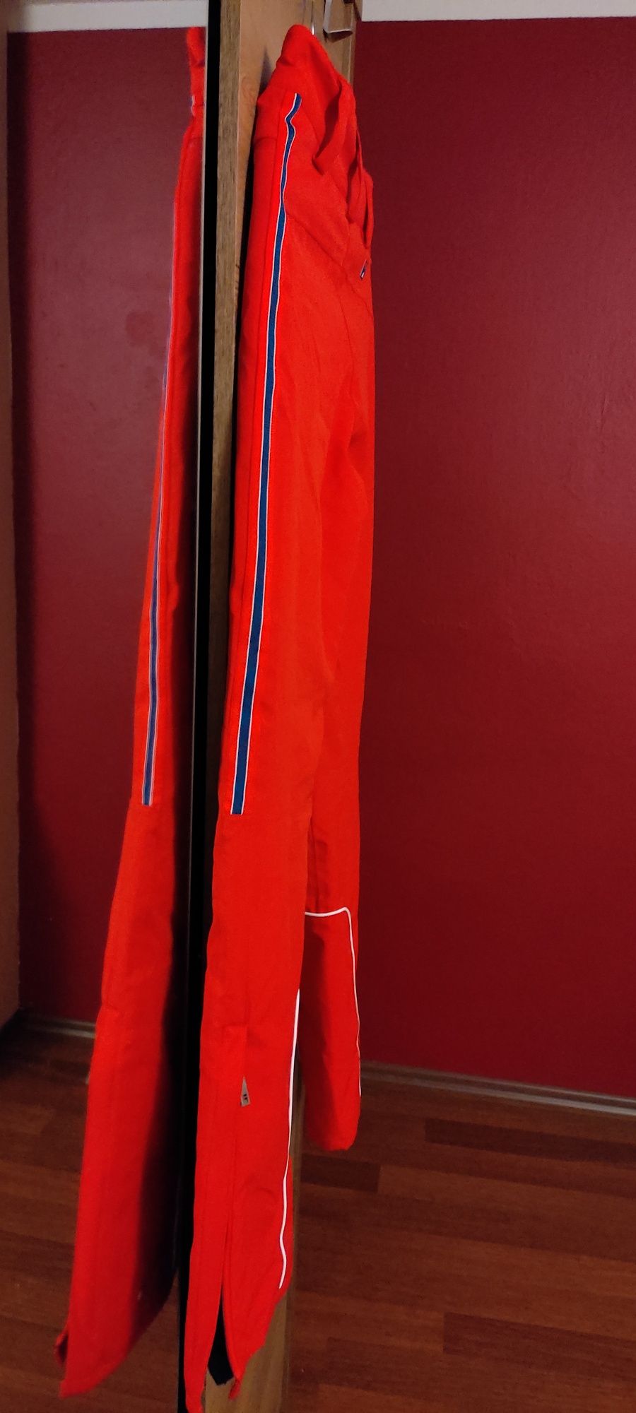 Czerwone spodnie narciarskie/ na snowboard Fila S/M nowe