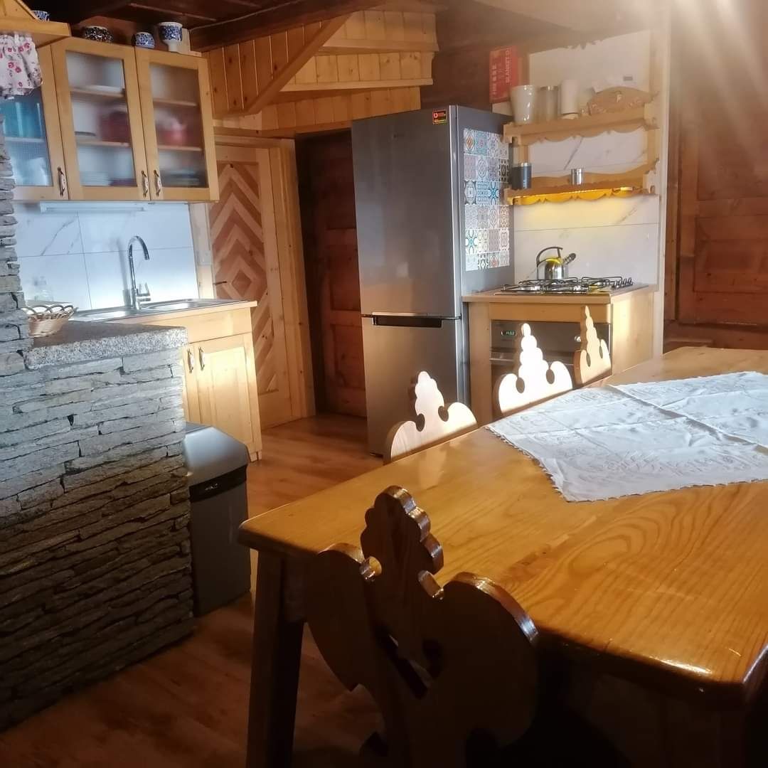 Domek do wynajęcia w Gorcach z balią , widokiem na Tatry.