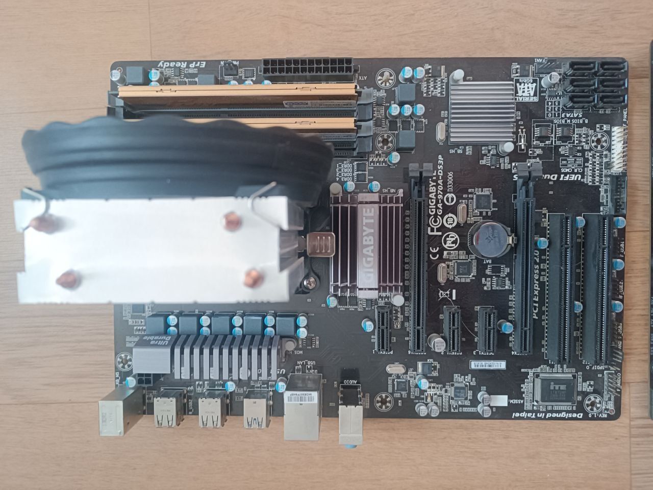 Комплект FX 8320--Ga970a-Ds3p--2x4gb 1600Mhz--Башня