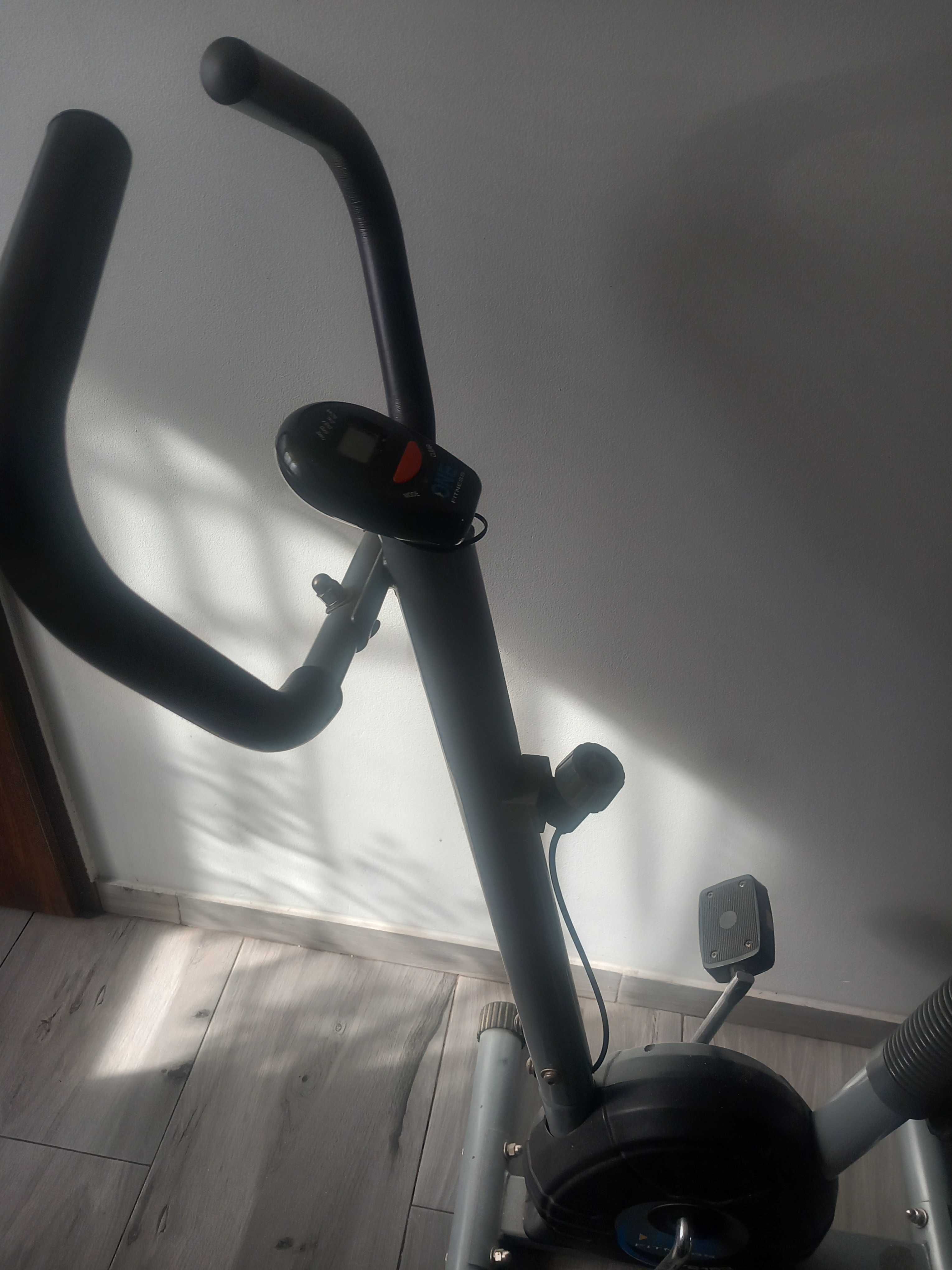 Roweryk rower stacjonarny