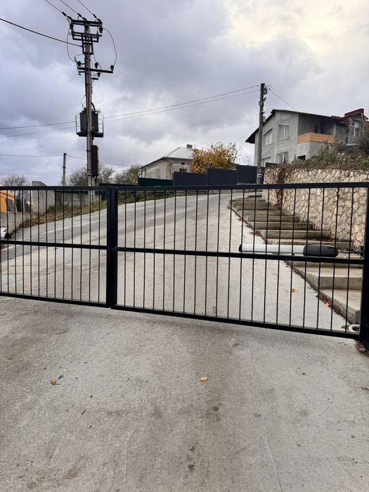 Продаж 3 кім.сирої квартири