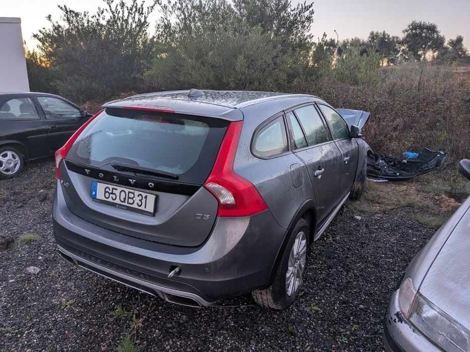 Volvo V60 Cross Country D3