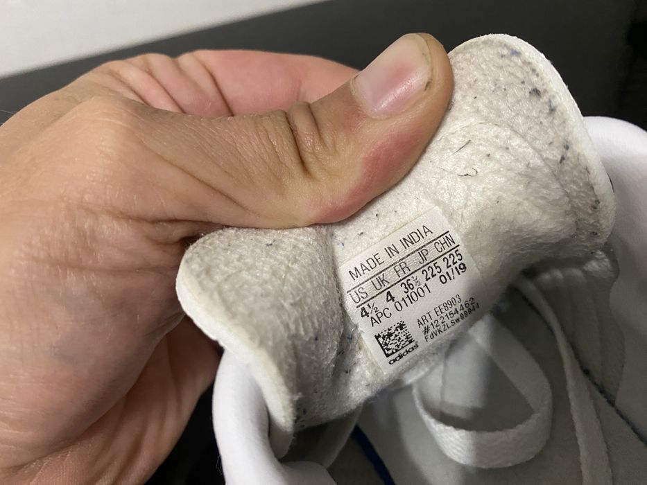 ADIDAS шкіра оригінал кросівки кеди