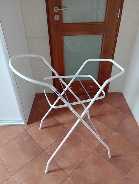 Stojak pod wanienkę