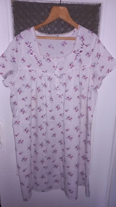 Ночные рубашки, халаты размер 60-70