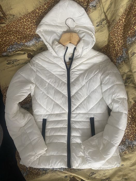 Куртка демісезонна