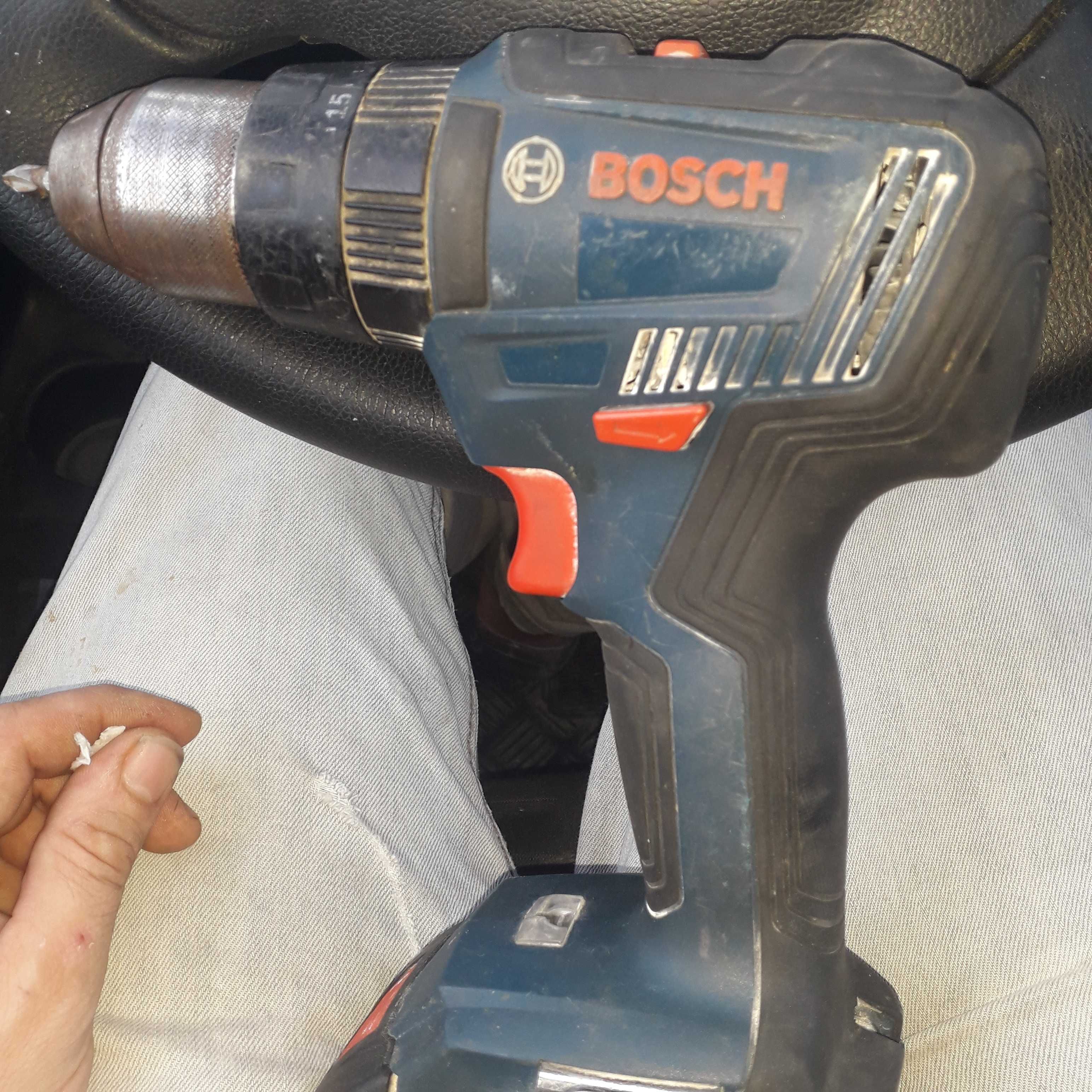 Aparafusadora barbequim bosch 18v-55