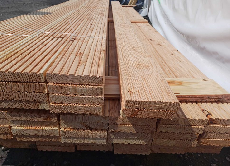 Deska tarasowa elewacyjna podłogowa półbal podbitka boazeria szalówka