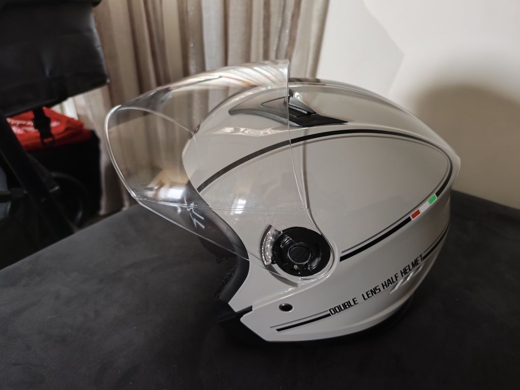 Capacete BYB novo