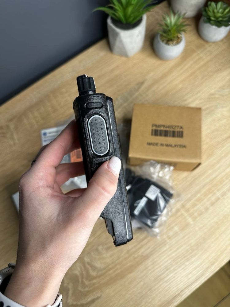 DP4800e VHF - цифрова радіостанція Motorola VHF шифрування AES256