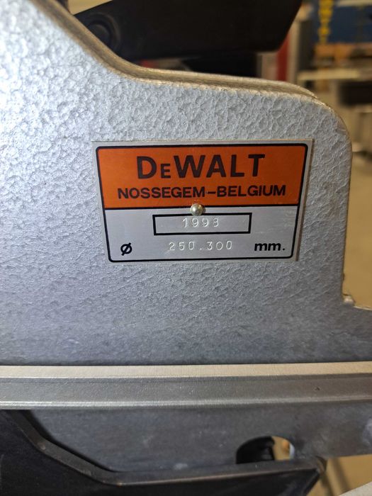 Piła Radialna (Poprzeczna) DE WALT DW 8003