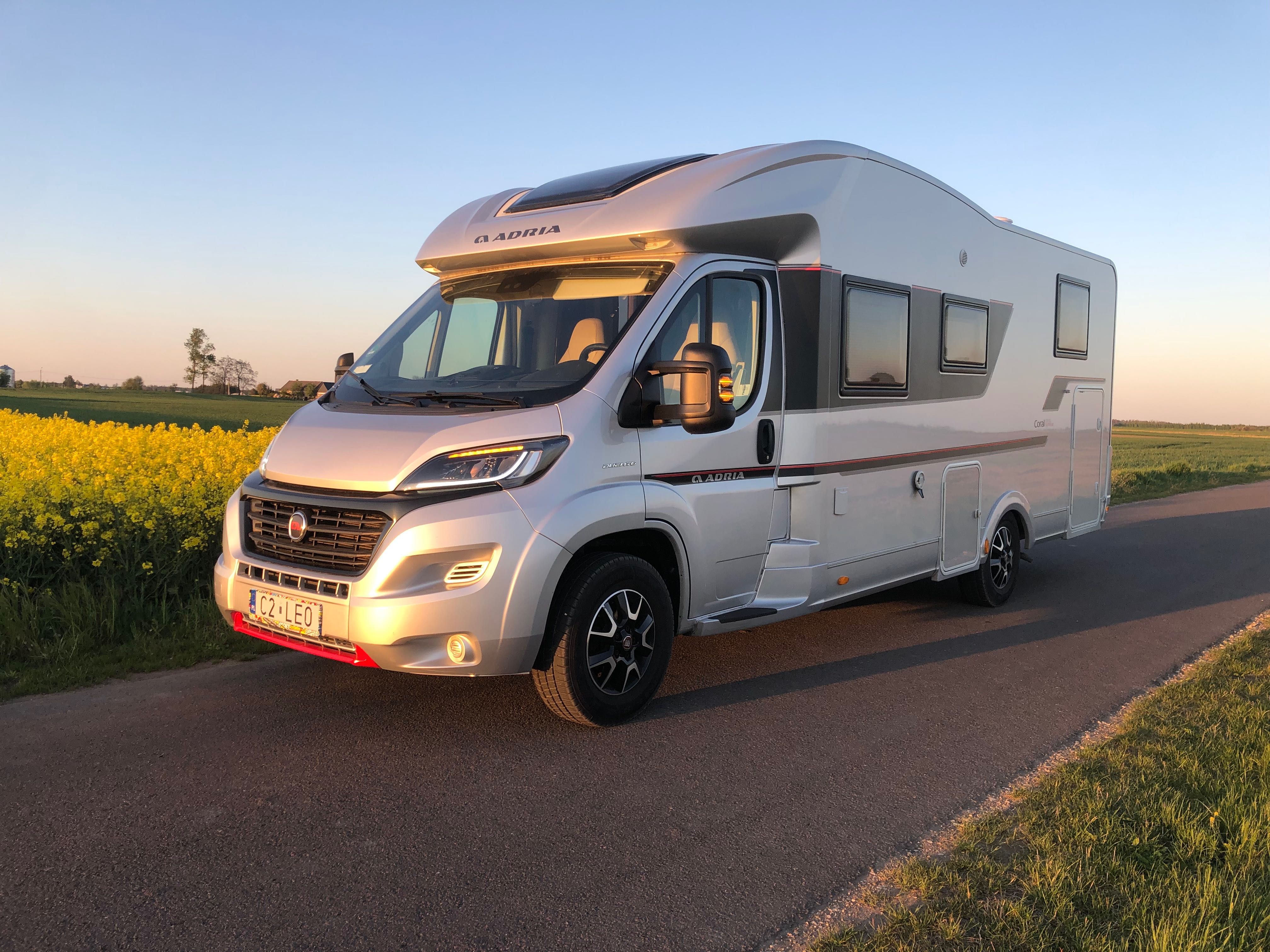 Kamper wynajem Knaus Bravia Ahorn