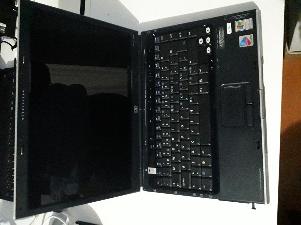 Portátil HP Pavilion dv1000 (Peças)