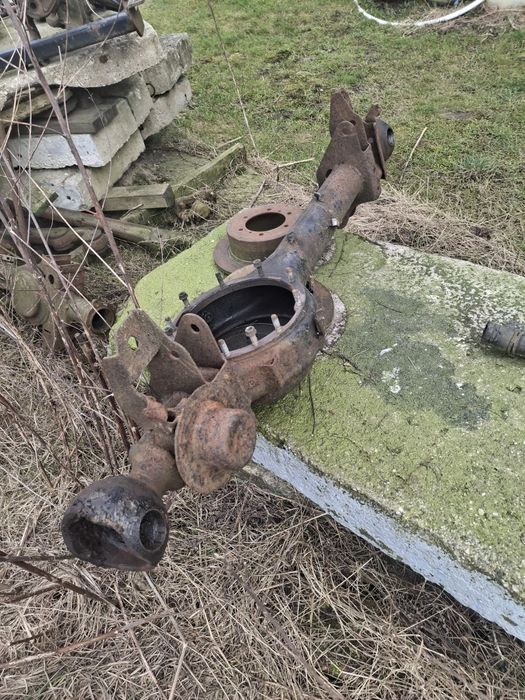 Pochwa obudowa mostu przód Nissan patrol gr Y60